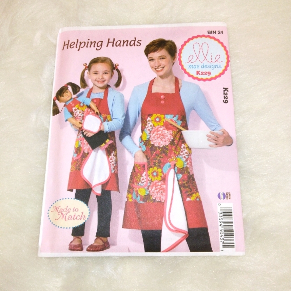 Kwik Sew K229 Aprins for adukt, child, American Girl Doll